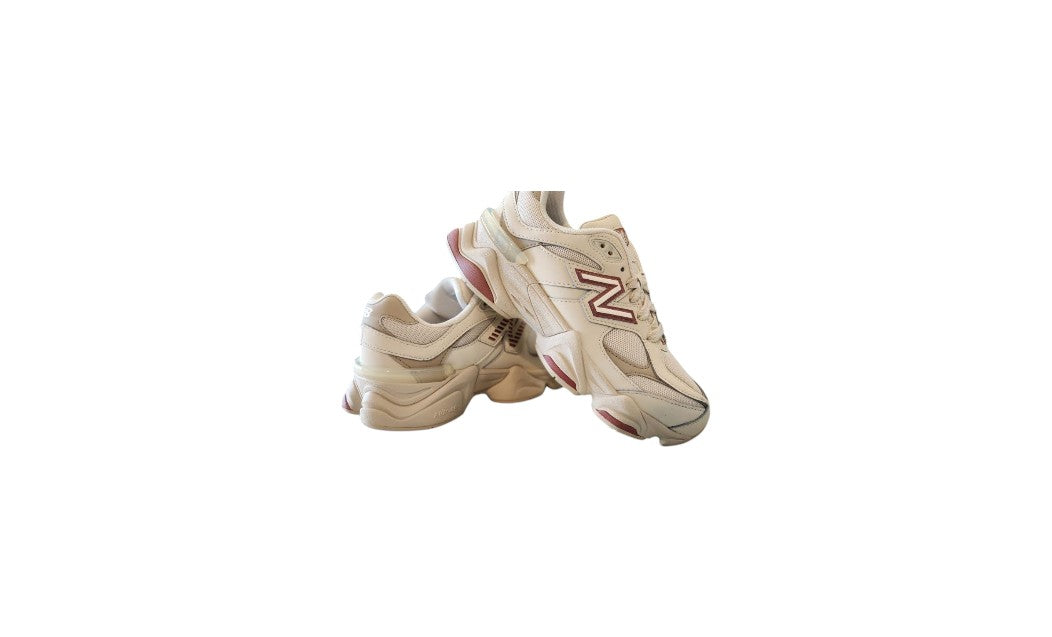 New Balance 9060 - Hueso/Gorrión