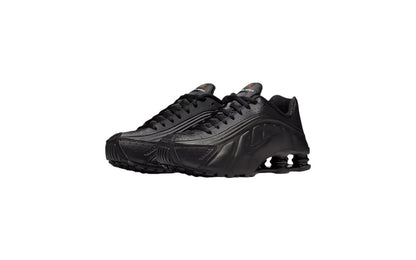 Nike Shox R4