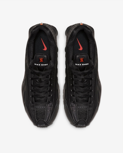 Nike Shox R4